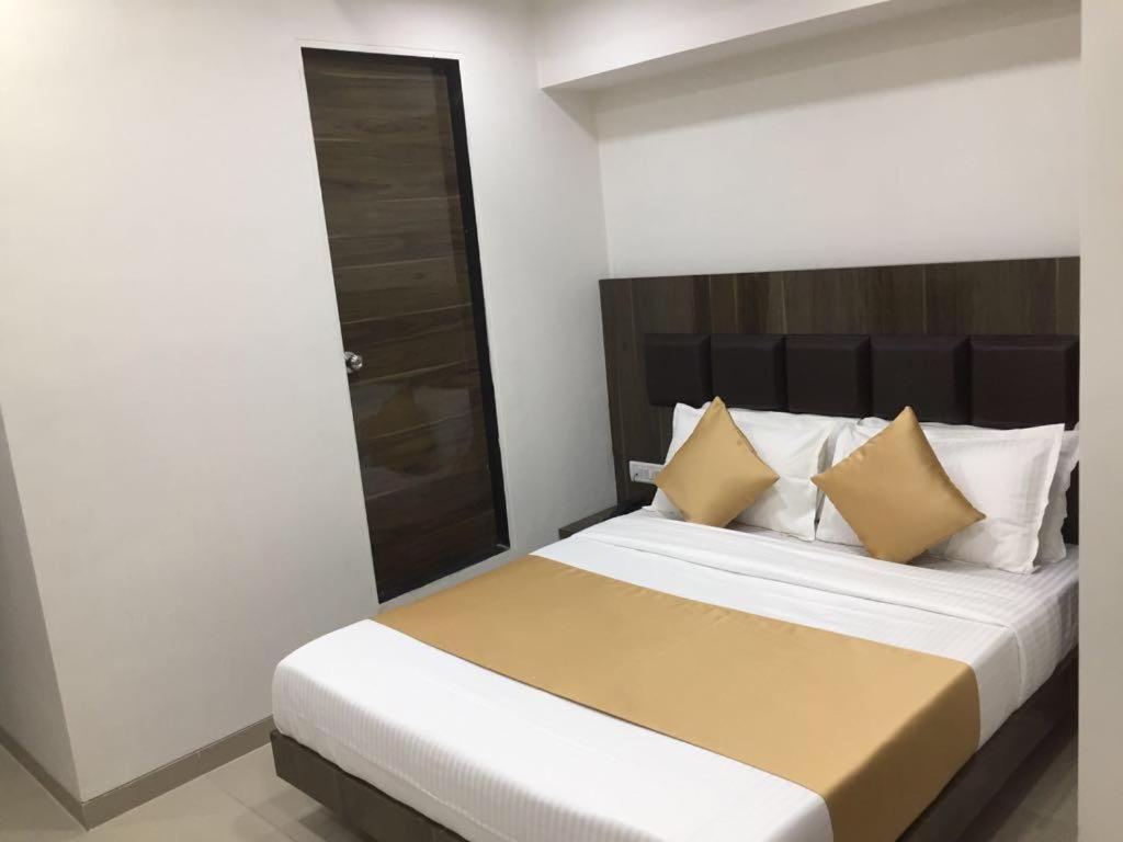 The Best Hotel Bombay Extérieur photo
